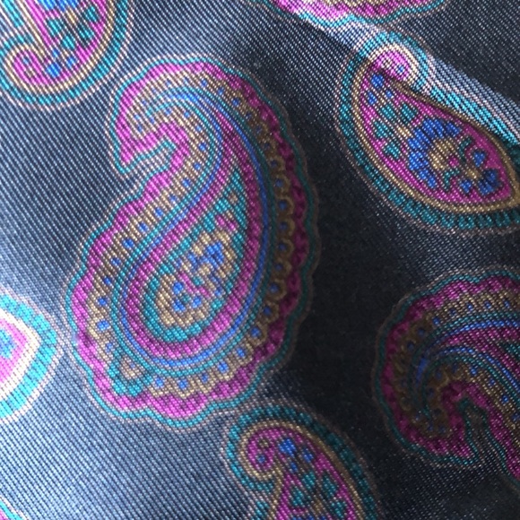 Authentic Vintage Gorgeous Pierre Balmain silk/wool scarf made Italy - Picture 11 of 12